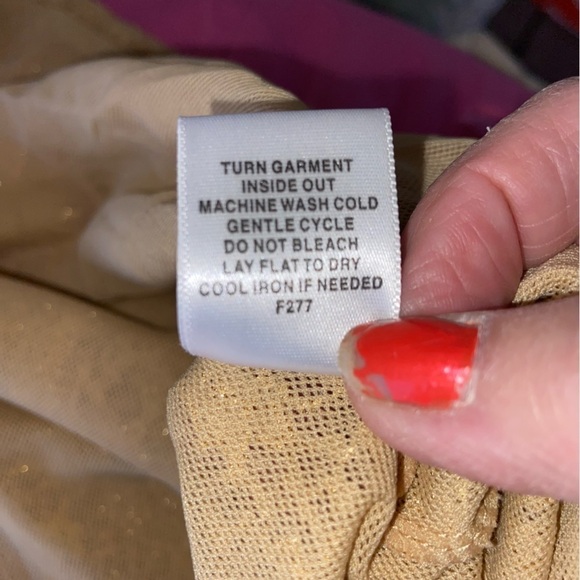 Avenue X gold lace sparkling top with scalloped wide vee neckline. 3/4 sleeves - Picture 7 of 8